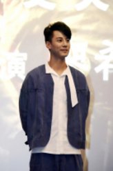 好想和你在一起何主编